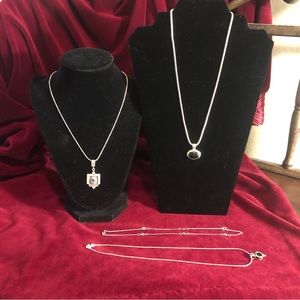 Lot of 4 Necklaces